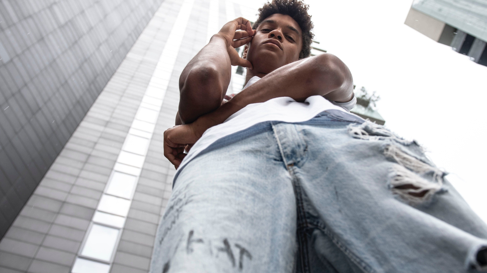 Unsere-Dezember-Deals-Ein-Fest-der-Streetwear-und-Vintage-Mode TASTECLOTHING