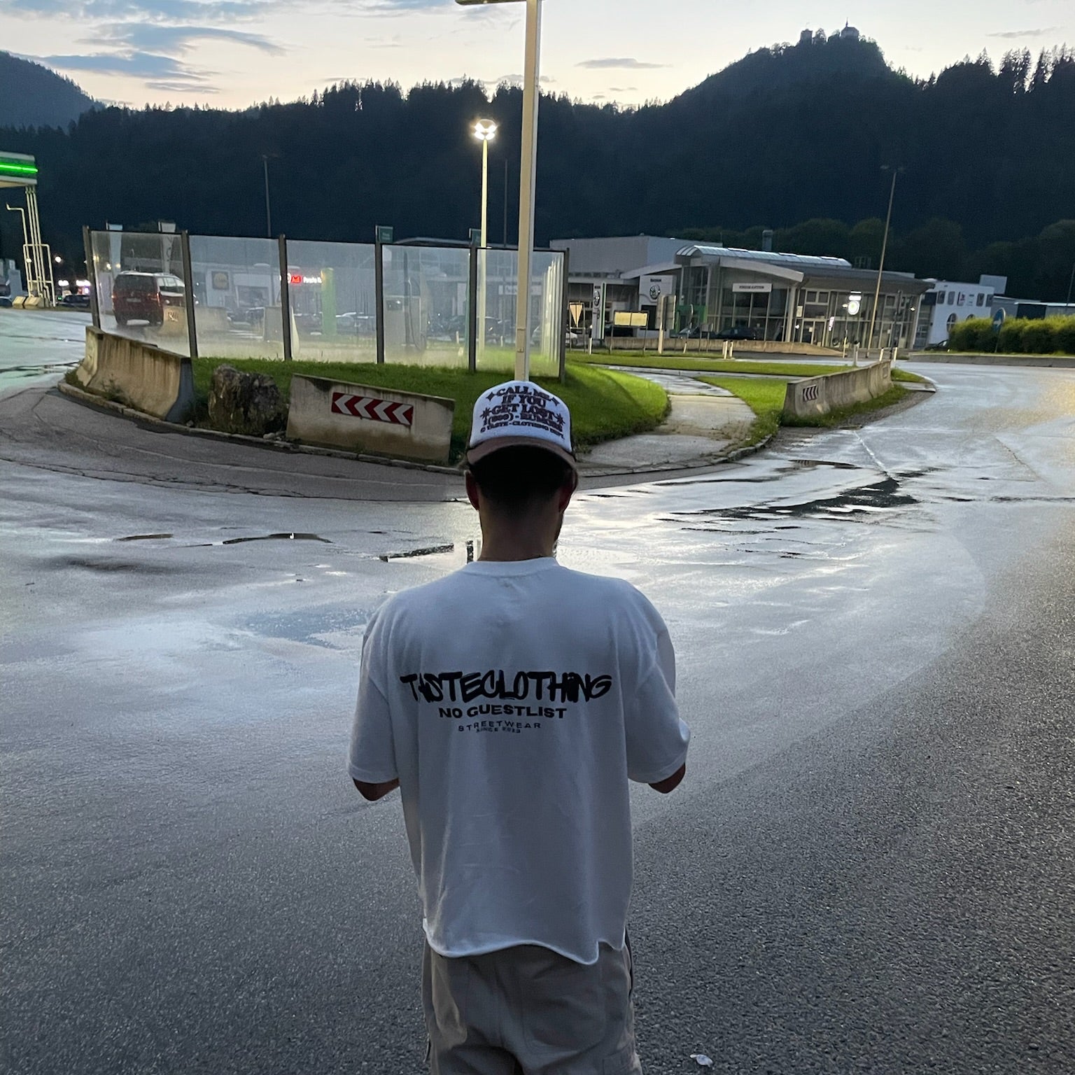 NO GUESTLIST Oversized Shirt TASTECLOTHING