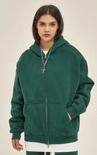 Kaufe deine Vintage und Streetwear Mode bei TASTECLOTHING. Deine Streetwear und Vintage Klamotten, bei uns erhältlich. Wie zum Beispiel Double Headed Zip-Hoodie 350gsm Unisex Oversize Zipper .