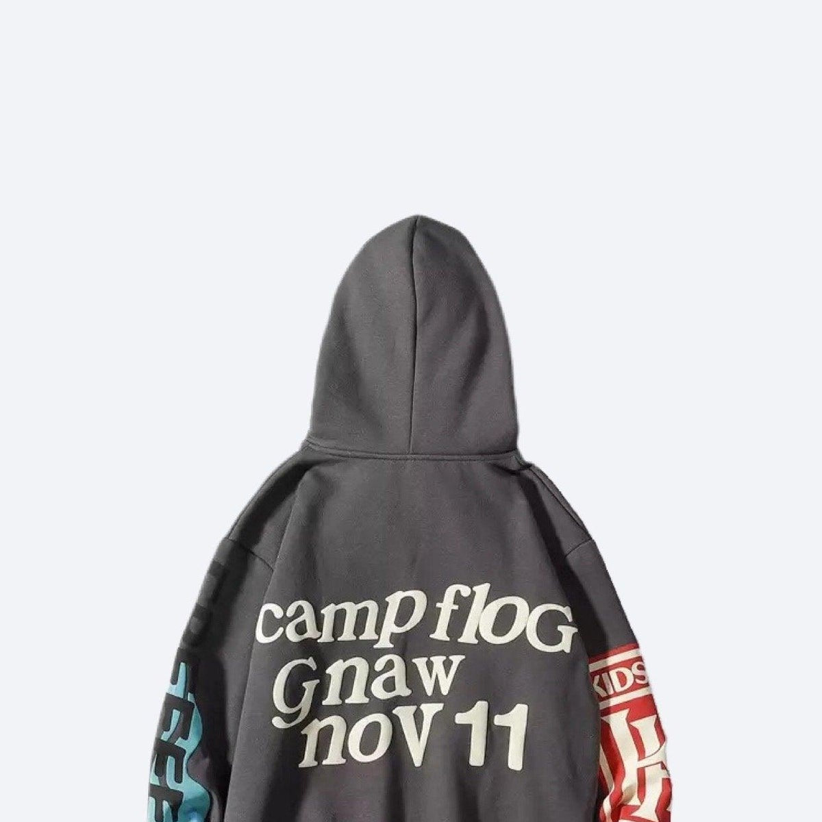 Kaufe deine Vintage und Streetwear Mode bei TASTECLOTHING. Deine Streetwear und Vintage Klamotten, bei uns erhältlich. Wie zum Beispiel I SEE GHOSTS Oversize Hoodie Hoodies & Sweatshirts .