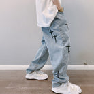 Kaufe deine Vintage und Streetwear Mode bei TASTECLOTHING. Deine Streetwear und Vintage Klamotten, bei uns erhältlich. Wie zum Beispiel HEARTS Baggy Jeans Graphic Pant 0 .