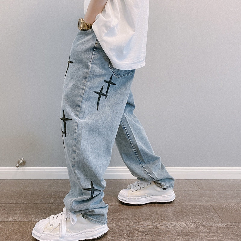 Kaufe deine Vintage und Streetwear Mode bei TASTECLOTHING. Deine Streetwear und Vintage Klamotten, bei uns erhältlich. Wie zum Beispiel HEARTS Baggy Jeans Graphic Pant 0 .