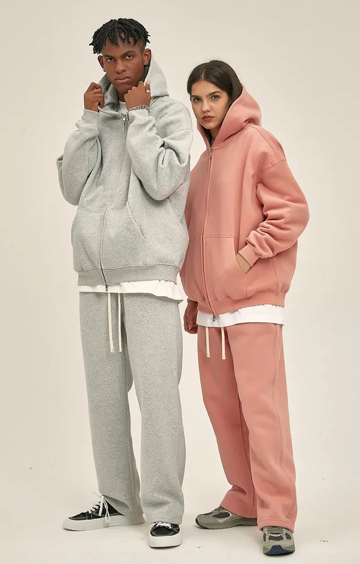 Kaufe deine Vintage und Streetwear Mode bei TASTECLOTHING. Deine Streetwear und Vintage Klamotten, bei uns erhältlich. Wie zum Beispiel Double Headed Zip-Hoodie 350gsm Unisex Oversize Zipper .