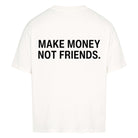 Kaufe deine Vintage und Streetwear Mode bei TASTECLOTHING. Deine Streetwear und Vintage Klamotten, bei uns erhältlich. Wie zum Beispiel MAKE MONEY NOT FRIENDS Oversized T-Shirt Baumwolle T-Shirt .