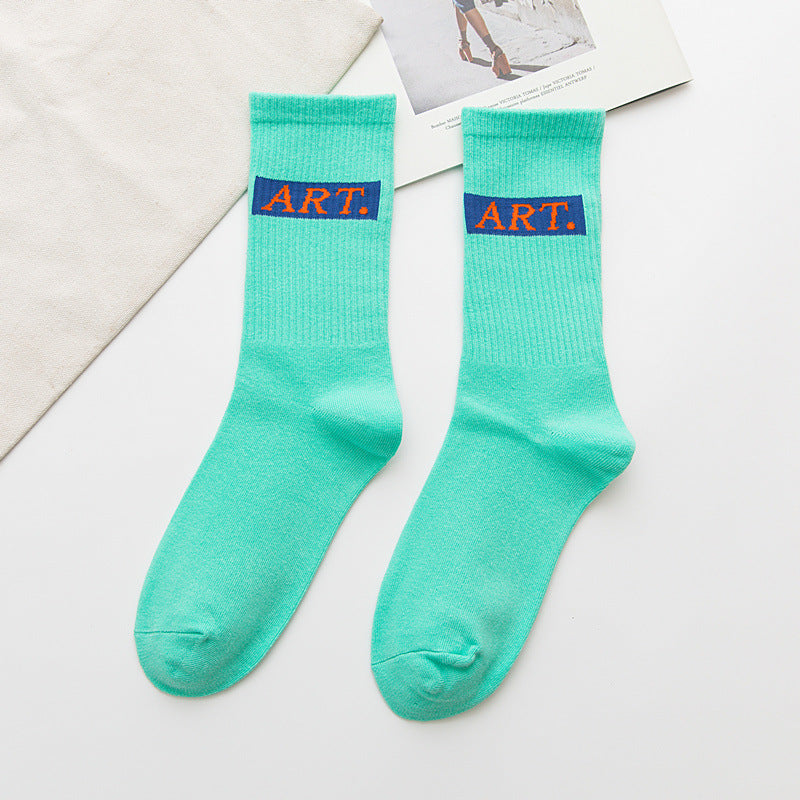 Kaufe deine Vintage und Streetwear Mode bei TASTECLOTHING. Deine Streetwear und Vintage Klamotten, bei uns erhältlich. Wie zum Beispiel Tennissocken Bunt mit Logo 0 .